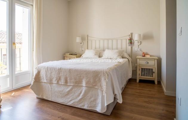 Reventa - Adosado - Pinoso - Avenida Maisonnave 30