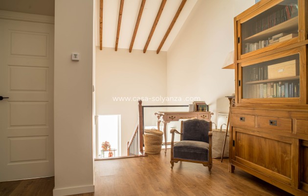 Reventa - Adosado - Pinoso - Avenida Maisonnave 30