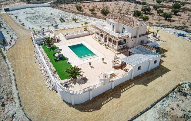 Reventa - Villa - Pinoso - Nog niet