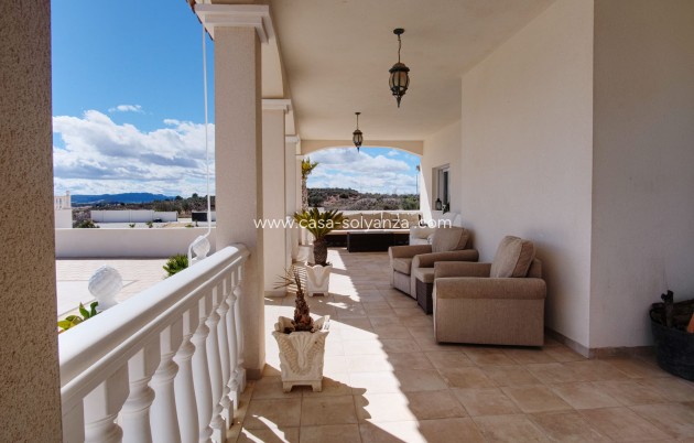 Reventa - Villa - Pinoso - Nog niet