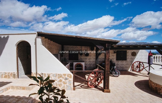 Reventa - Villa - Pinoso - Nog niet