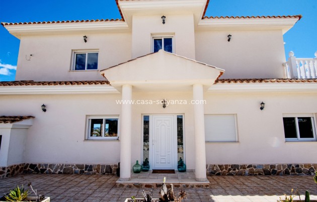 Reventa - Villa - Pinoso - Nog niet