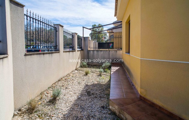 Reventa - Adosado - Pinoso - Calle Dalias 1