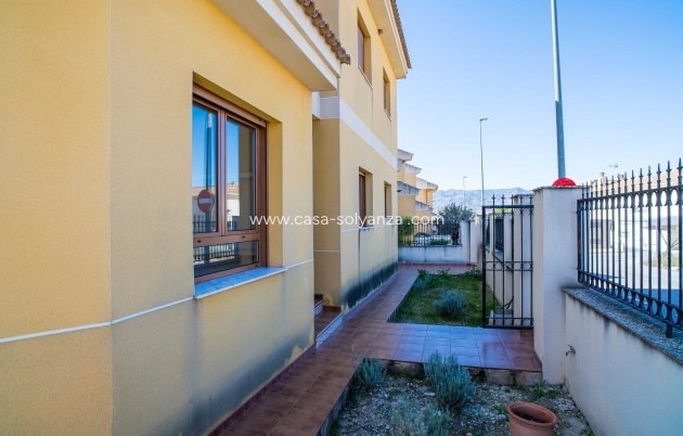 Reventa - Adosado - Pinoso - Calle Dalias 1