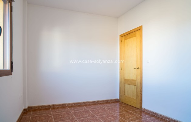 Reventa - Adosado - Pinoso - Calle Dalias 1