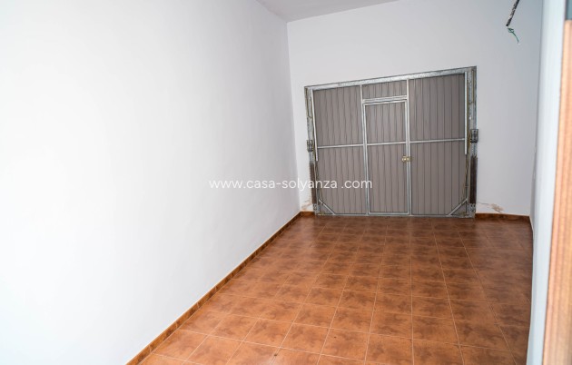 Reventa - Adosado - Pinoso - Calle Dalias 1