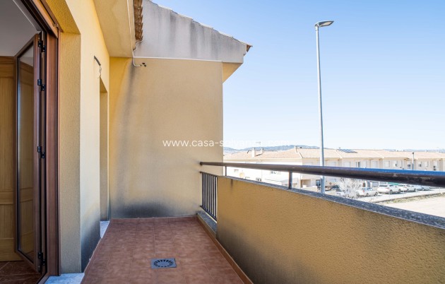 Reventa - Adosado - Pinoso - Calle Dalias 1