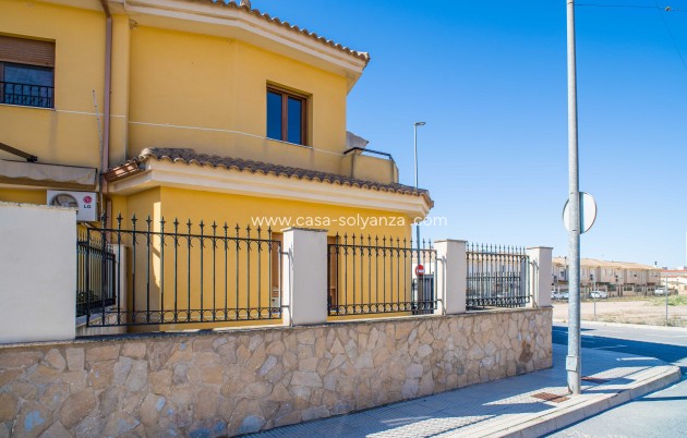 Reventa - Adosado - Pinoso - Calle Dalias 1