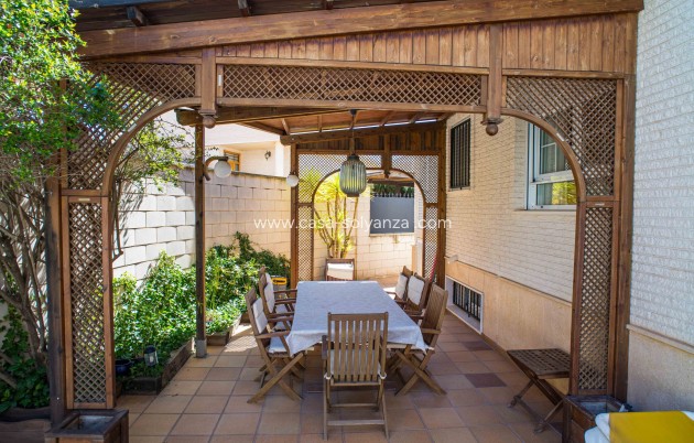 Revente - Villa - Elda