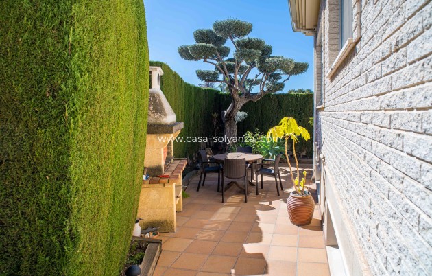 Revente - Villa - Elda