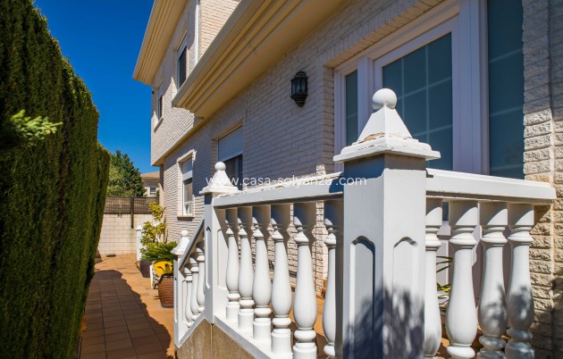 Revente - Villa - Elda