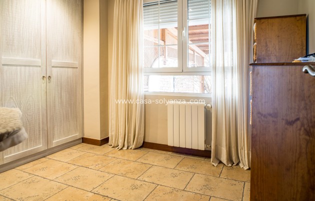 Revente - Villa - Elda