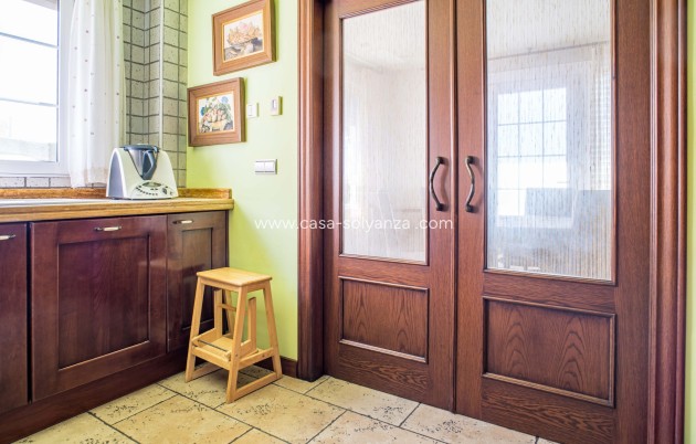 Revente - Villa - Elda