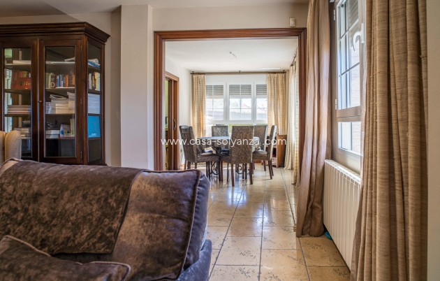 Revente - Villa - Elda