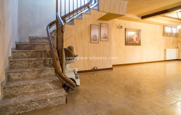 Revente - Villa - Elda