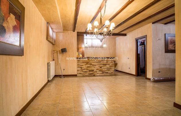 Revente - Villa - Elda