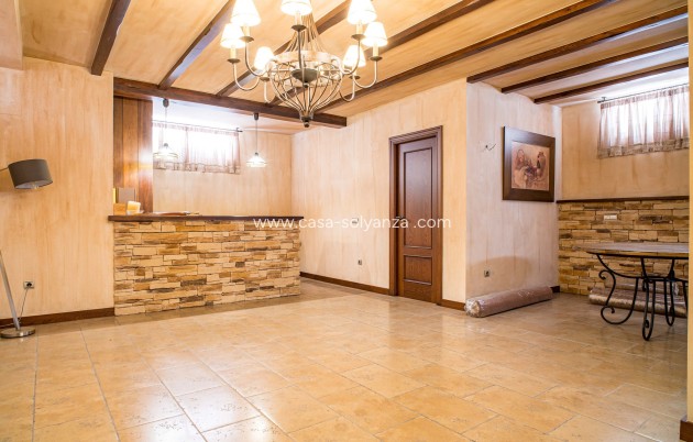 Revente - Villa - Elda
