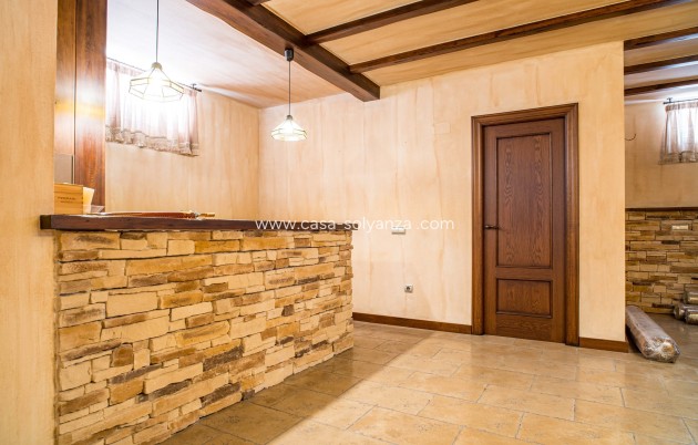 Revente - Villa - Elda