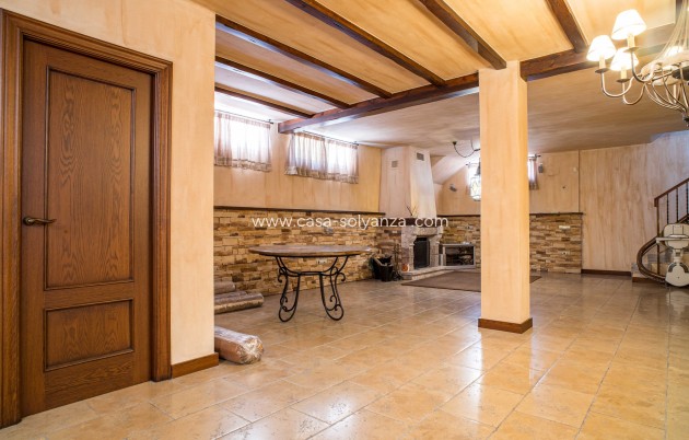 Revente - Villa - Elda