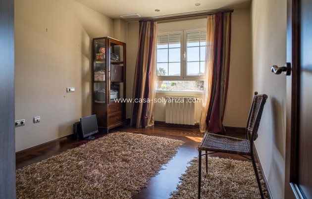 Revente - Villa - Elda
