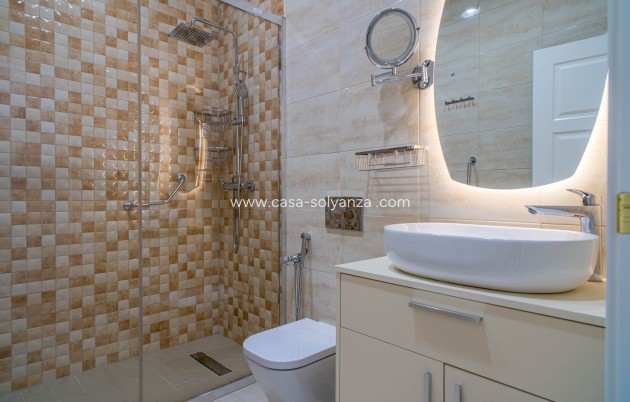 Reventa - Villa - Pinoso