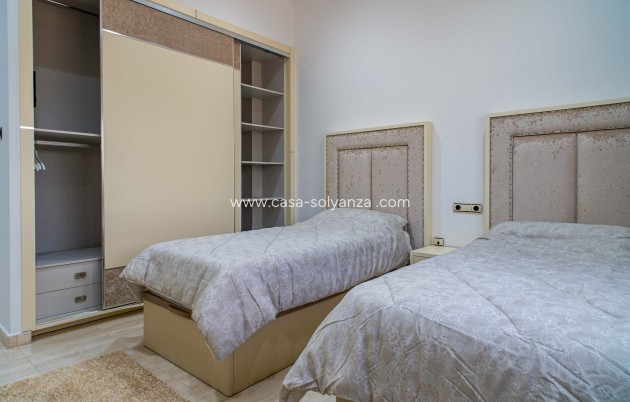 Reventa - Villa - Pinoso