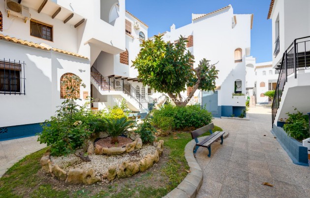 Resale - Bungalow - Torrevieja - Costa Blanca