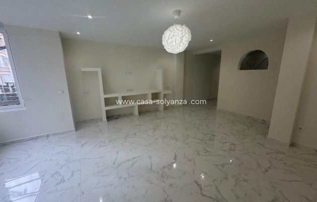 Resale - Apartment / flat - Torrevieja - Costa Blanca