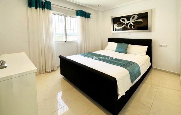 Reventa - Villa - San Miguel de Salinas - Inland
