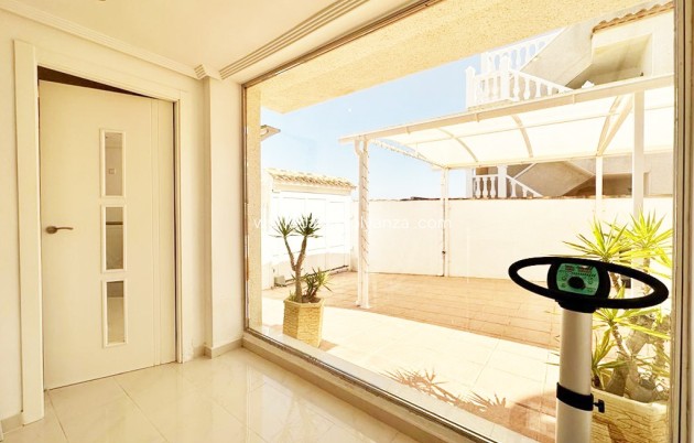 Reventa - Villa - San Miguel de Salinas - Inland