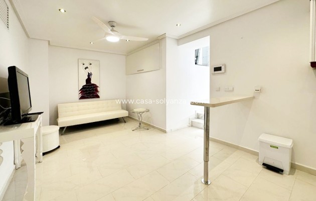 Reventa - Villa - San Miguel de Salinas - Inland