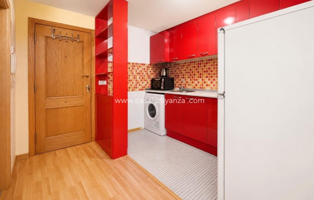 Resale - Apartment / flat - Torrevieja - Playa del Cura