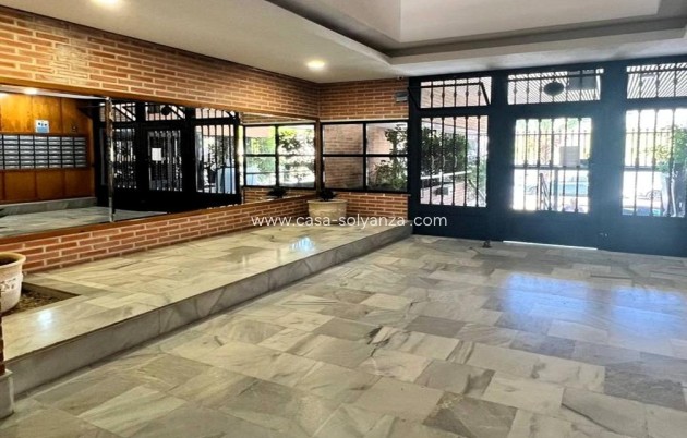 Resale - Apartment / flat - Torrevieja - Playa del Cura