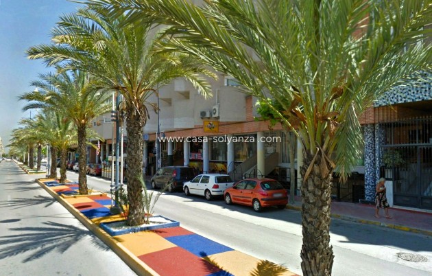 Resale - Apartment / flat - Torrevieja - Playa del Cura