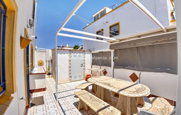 Reventa - Apartamento / piso - Torrevieja - La Siesta