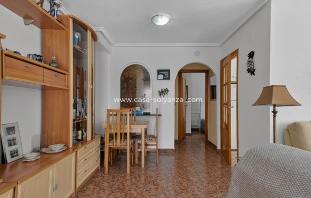 Reventa - Apartamento / piso - Torrevieja - La Siesta