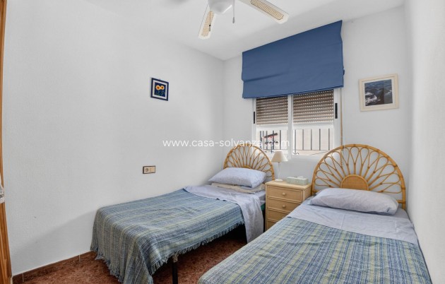 Reventa - Apartamento / piso - Torrevieja - La Siesta