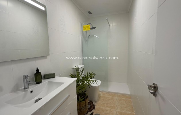 Herverkoop - Appartement / flat - Torrevieja - Center