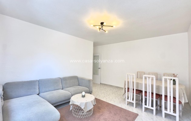 Resale - Apartment / flat - Torrevieja - Estacion Autobuses