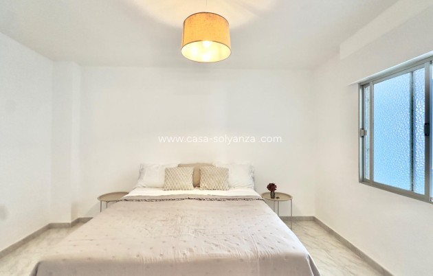 Resale - Apartment / flat - Torrevieja - Estacion Autobuses