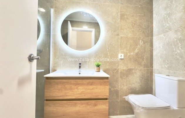 Resale - Apartment / flat - Torrevieja - Estacion Autobuses