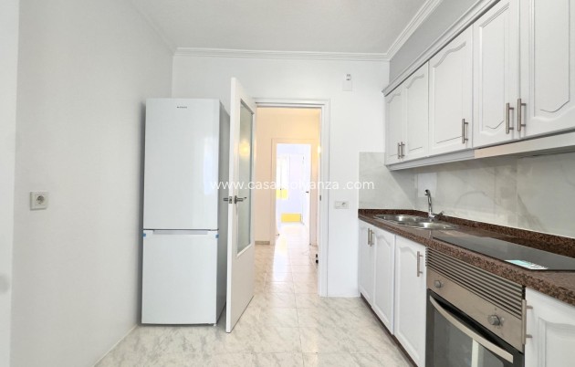 Resale - Apartment / flat - Torrevieja - Estacion Autobuses