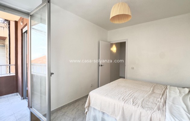 Resale - Apartment / flat - Torrevieja - Estacion Autobuses