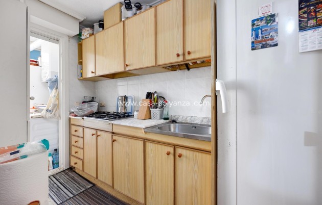 Resale - Apartment / flat - Torrevieja - Center