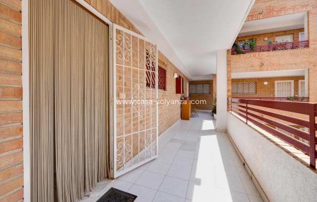 Resale - Apartment / flat - Torrevieja - Center