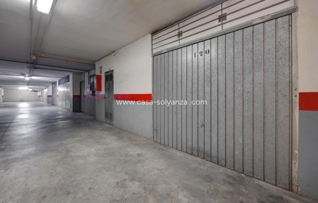 Resale - Apartment / flat - Torrevieja - Center