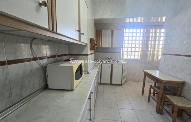Reventa - Apartamento / piso - Torrevieja - Puerto Deportivo Marina Salinas
