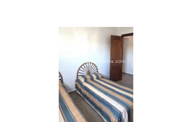 Reventa - Apartamento / piso - Torrevieja - Puerto Deportivo Marina Salinas