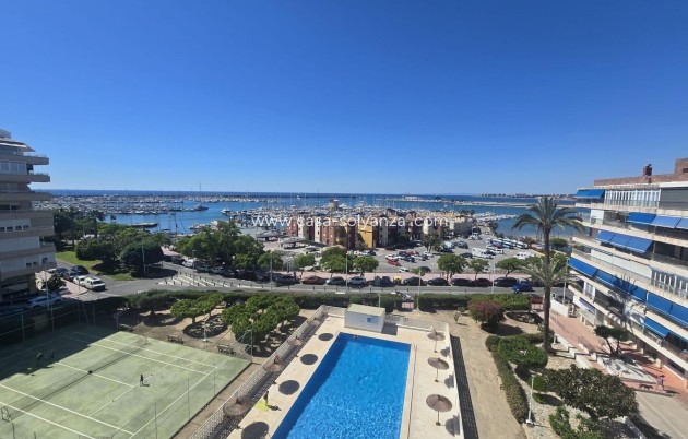 Reventa - Apartamento / piso - Torrevieja - Puerto Deportivo Marina Salinas