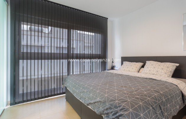 Resale - Apartment - Penthouse - Orihuela - Vistabella Golf